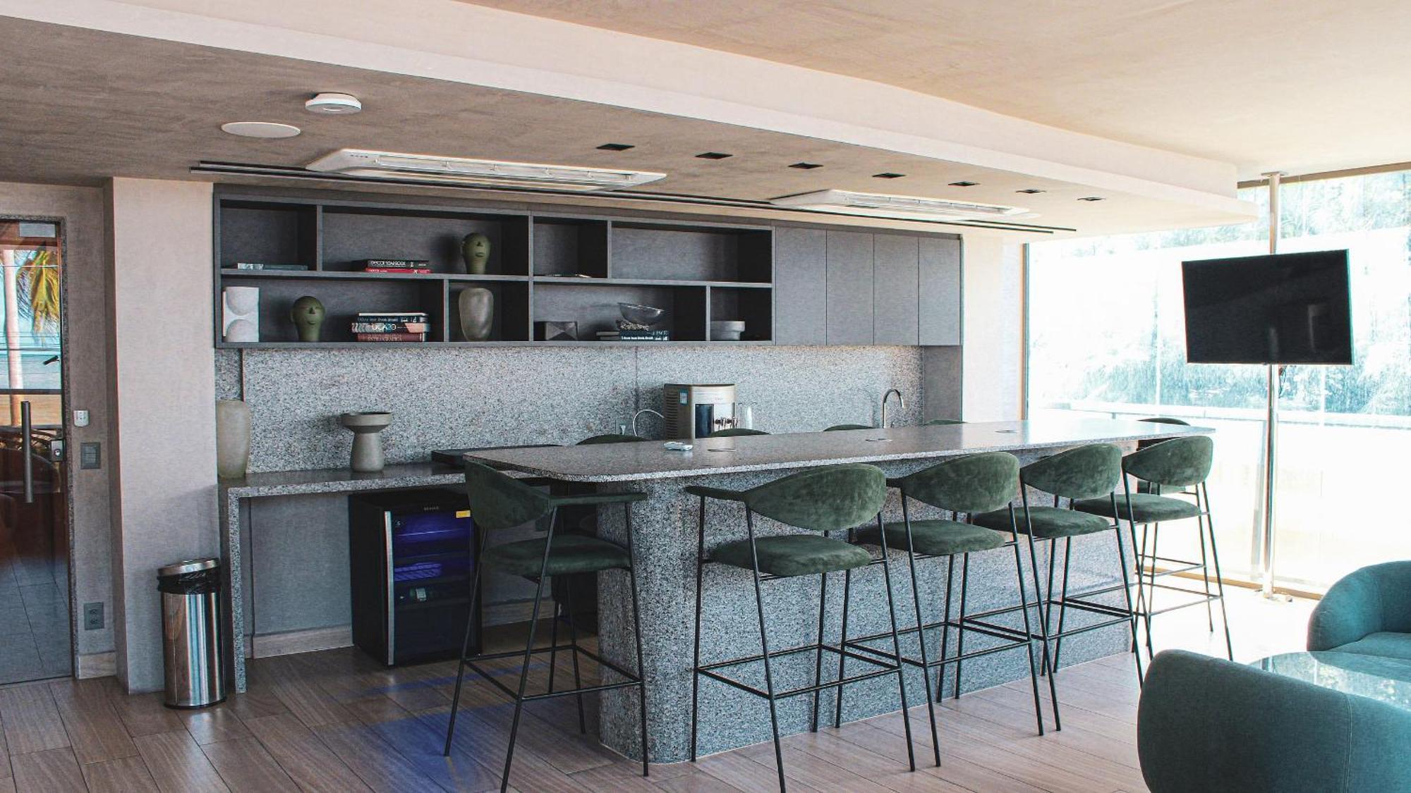 Setai Yacht Luxo - By Almare Flats *